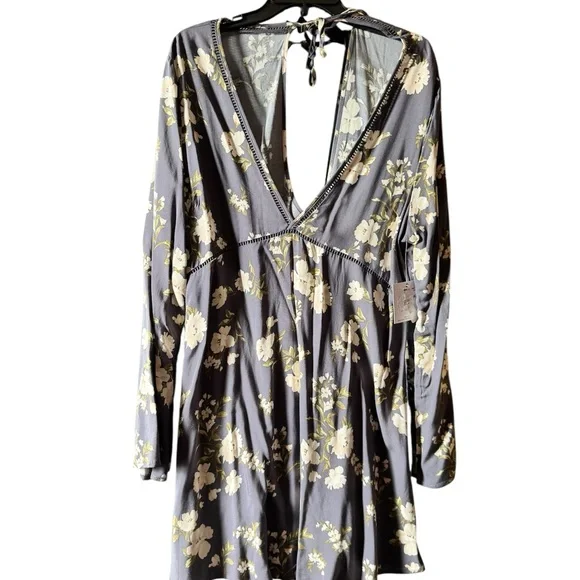 O'Neill flowy Floral Backless Dress - Picture 4 of 11